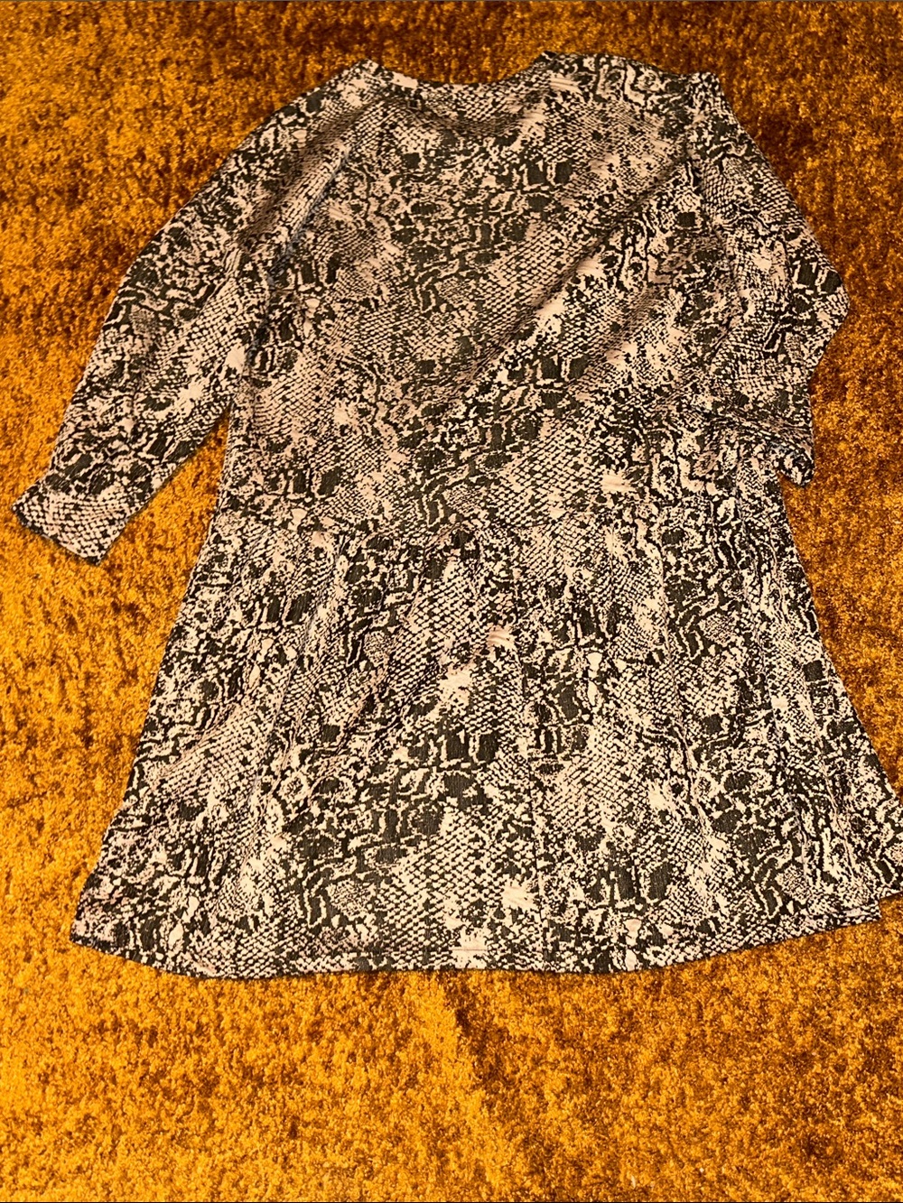 Zara Black and White Snake Print Mini Dress - Picture 6 of 6